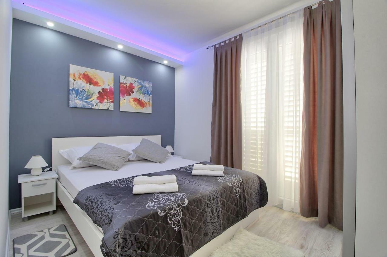 Apartment Marino Makarska Esterno foto